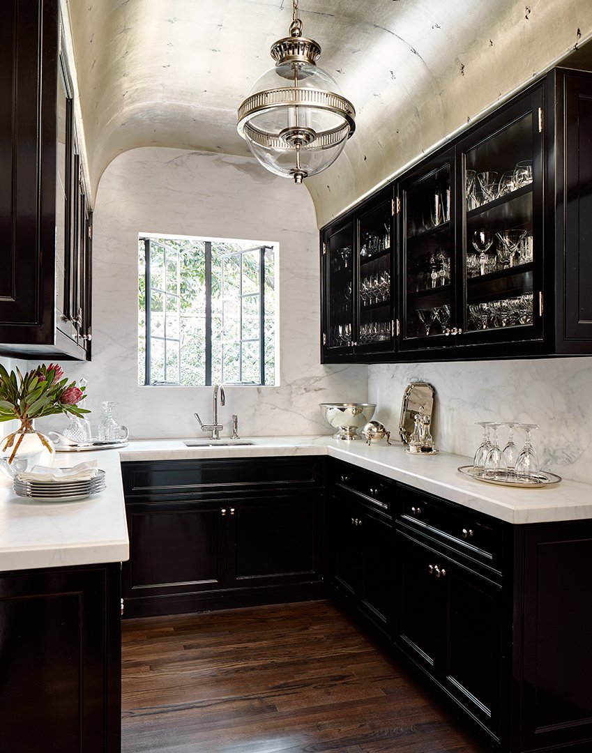 Luxe Interiors + Design feature, interior by Stephen Pappas Interiors